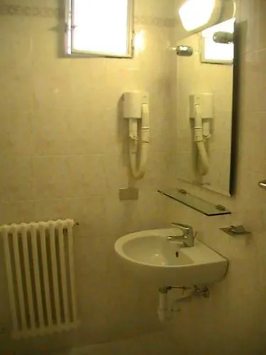 Albergo Giglio Chianciano Terme 3*,